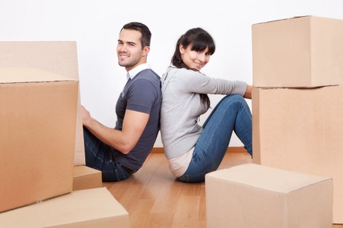 Cost-effective moving truck in Maidavale for homes and businesses