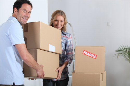 Professional apartment relocation service in Maidavale